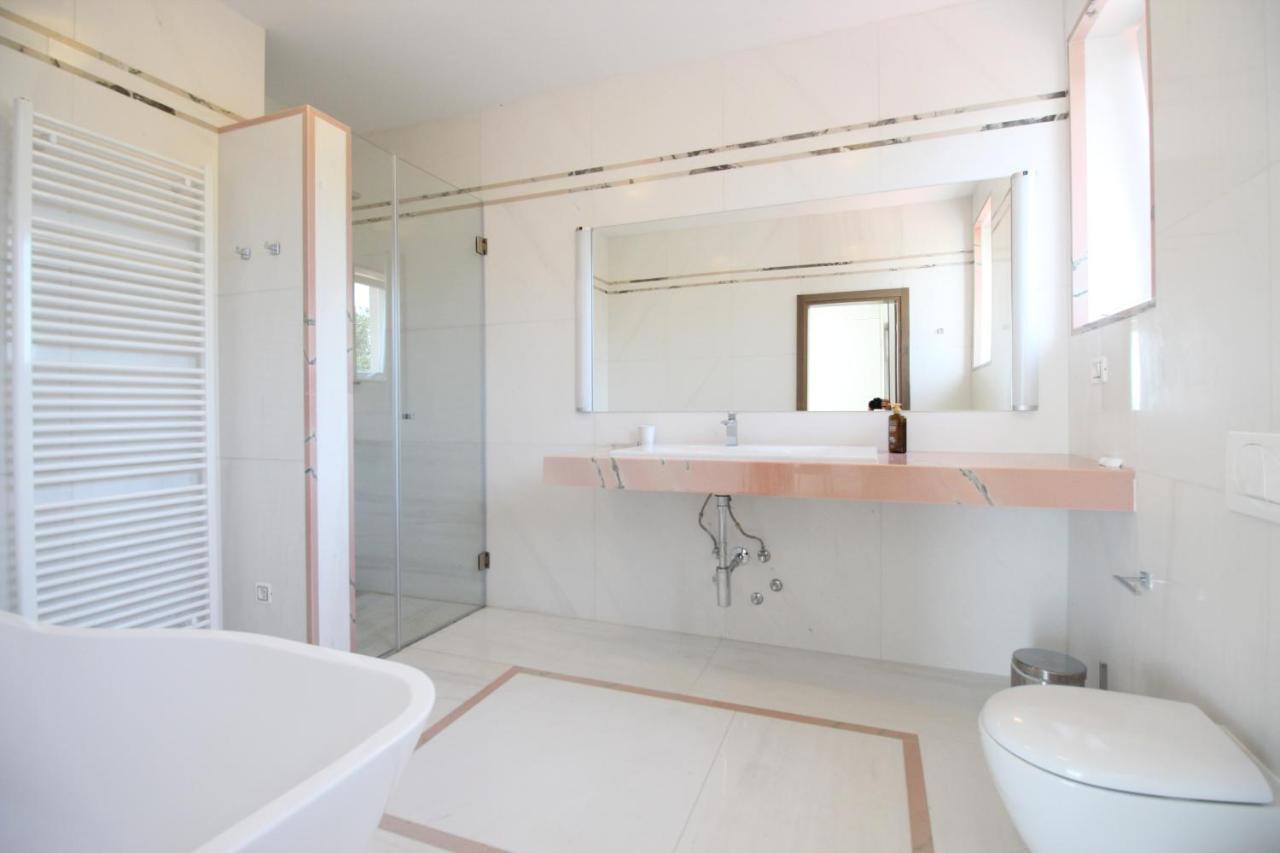 Villa Minu Radetići 외부 사진